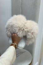 BEIGE EXTREME OVERSIZED FAUX FUR FLUFFY SLIPPERS
