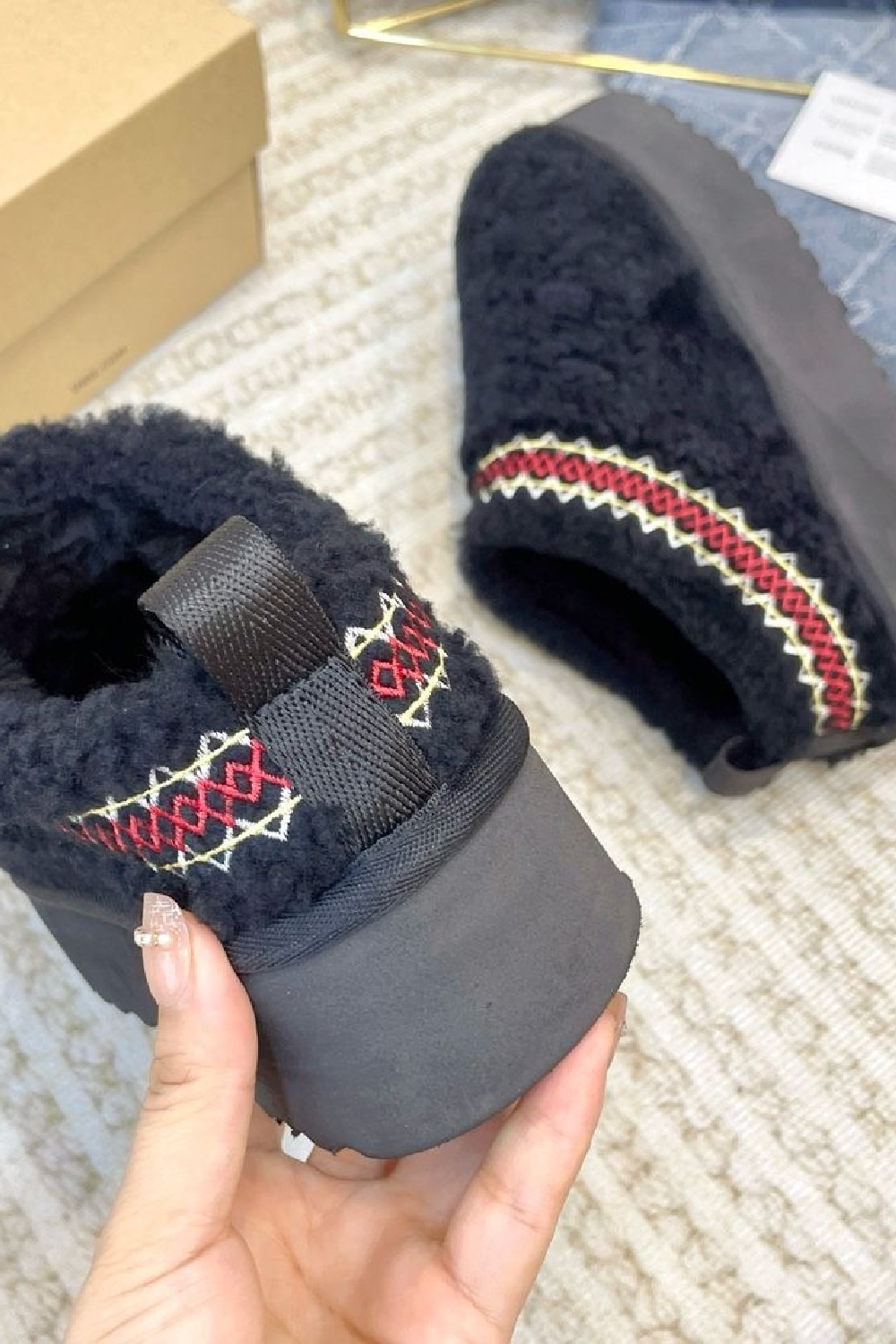 BLACK SHEARLING PLATFORM SLIPPERS AZTEC FAUX FUR LINED ANKLE BOOTS
