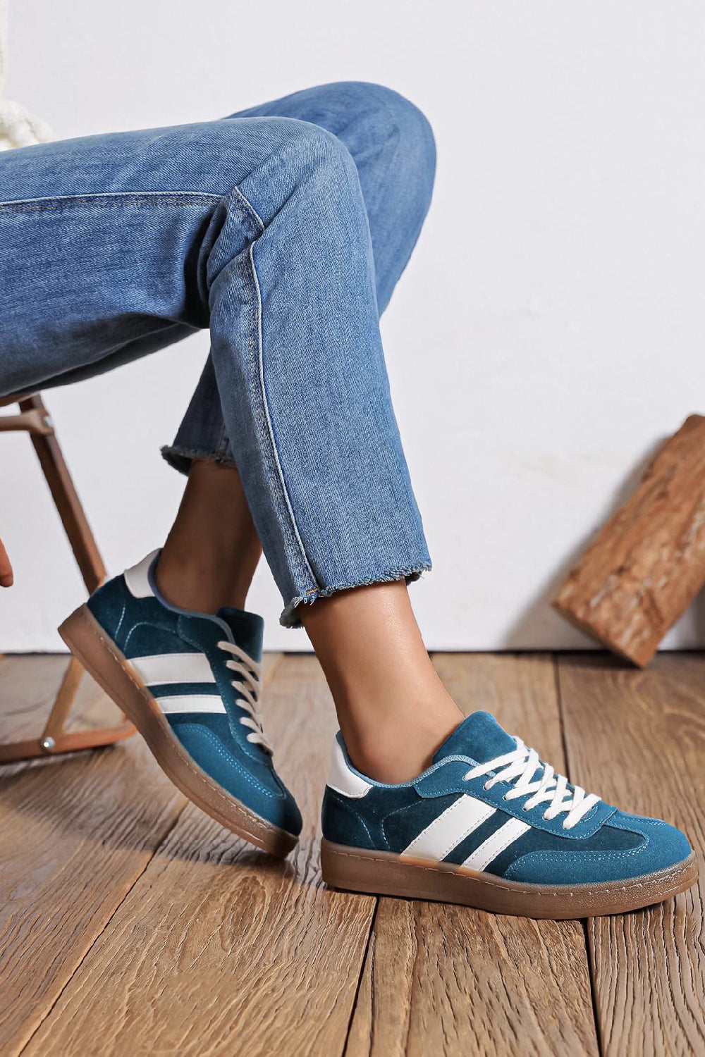 Ladies Flat Lace up Gum Sole Fashion Casual Trainers in Blue