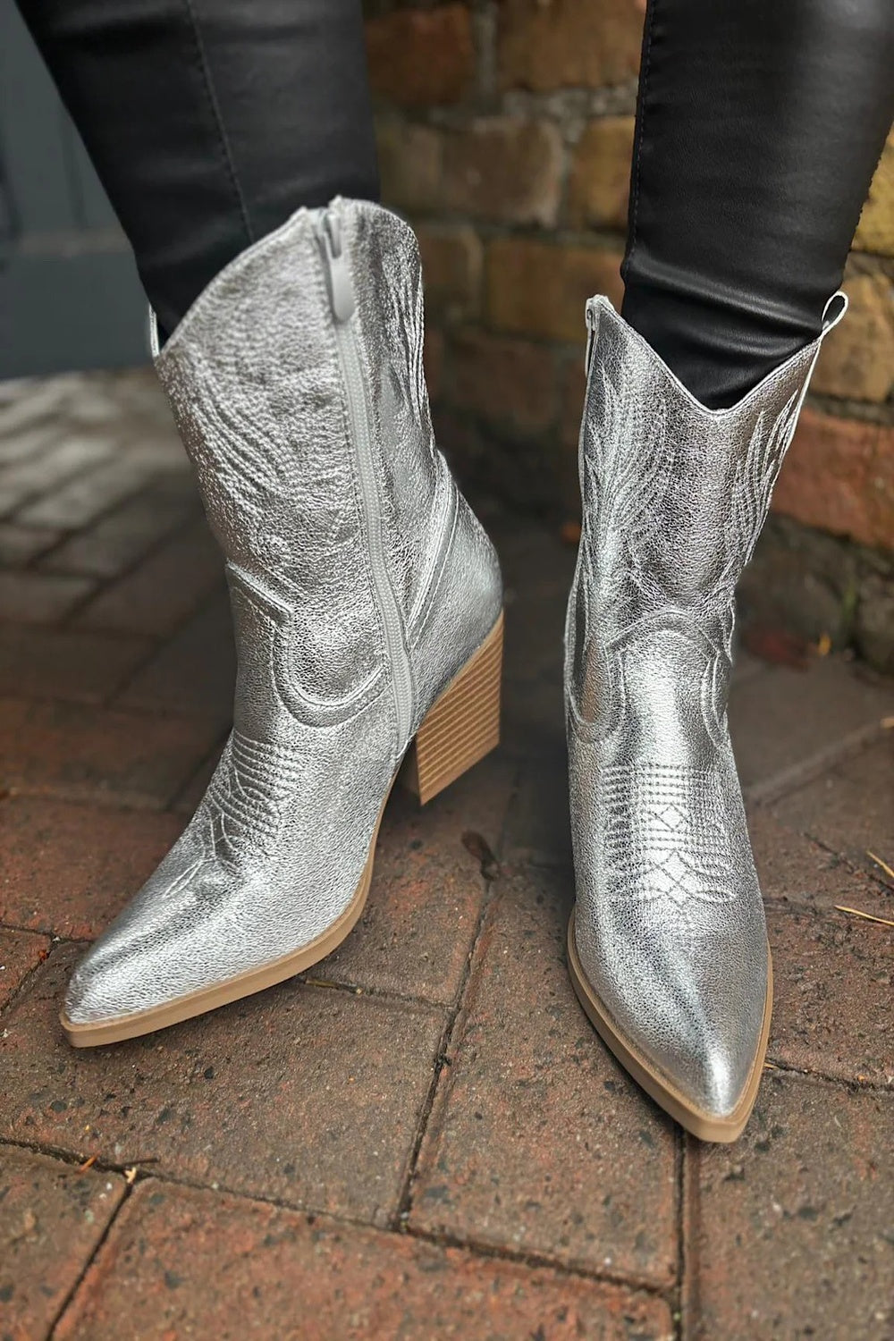 Women’s Silver Metallic Western Ankle Boots Cowgirl Booties