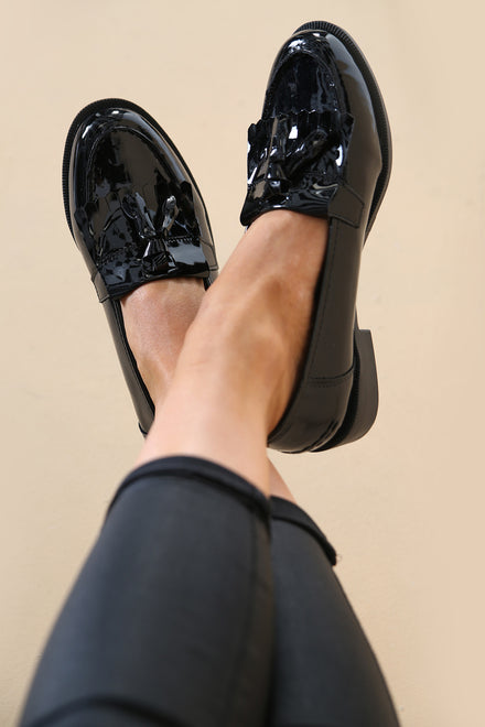 Black Patent Slip On Flatform Loafer Shoes With Tassle